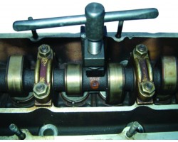 Инструмент для замены регулировочных шайб клапанов-foto2