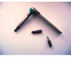 Трещотка для бит 1/4"; с реверсом 100мм-foto2