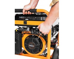 Neo Tools Генератор бензиновий 04-731, 6.0/6.5кВт, 1х12В та 2х230В (16А) та 1x230В(32А), бак 25л, 313г/кВтГ, 85 кг-foto7