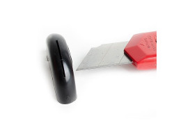 Нож прорезной с отломным лезвием 18 мм INTERTOOL HT-0500-foto6