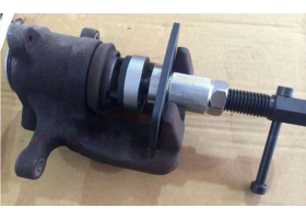 Инструмент для сжатия тормозных цилиндров 5 предметов Rewolt (T6026)-foto3